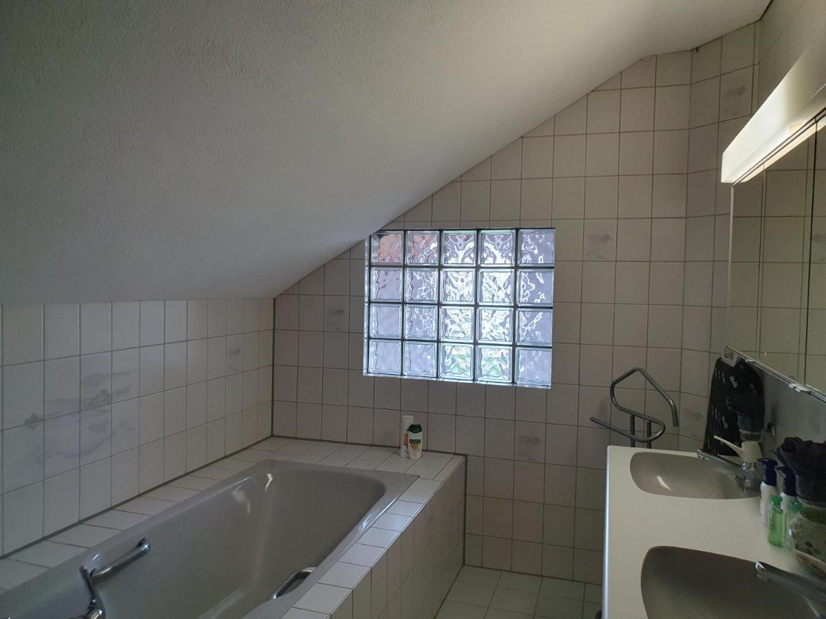 3 Bedroom Swiss House On 3 Floors Oberglatt Eksteriør billede