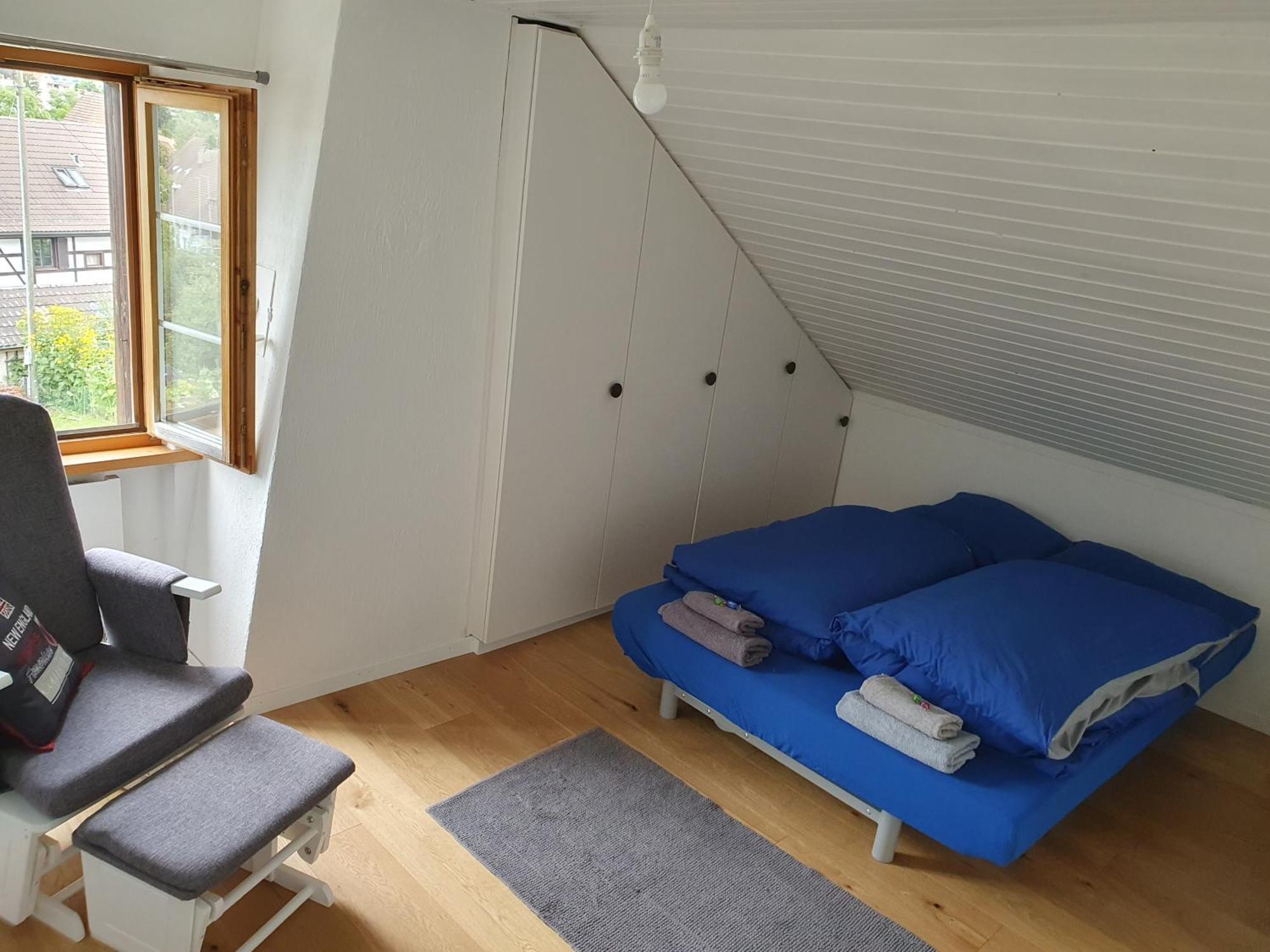 3 Bedroom Swiss House On 3 Floors Oberglatt Værelse billede
